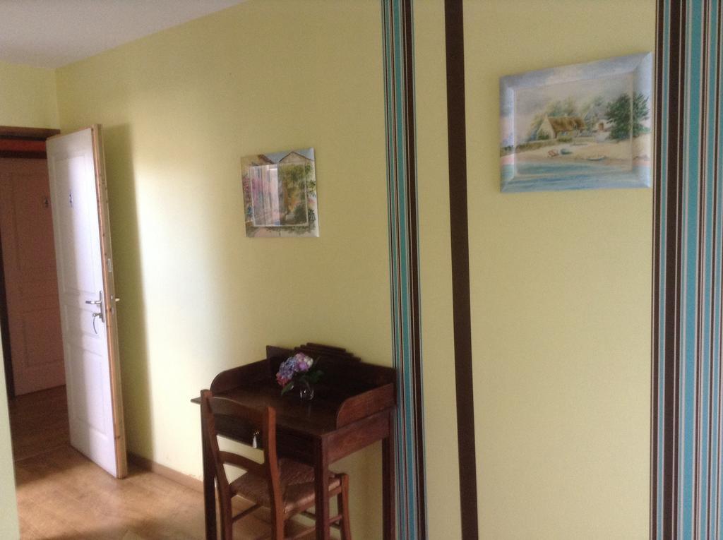 Le Guilloux Bed & Breakfast Saint-Ave Room photo